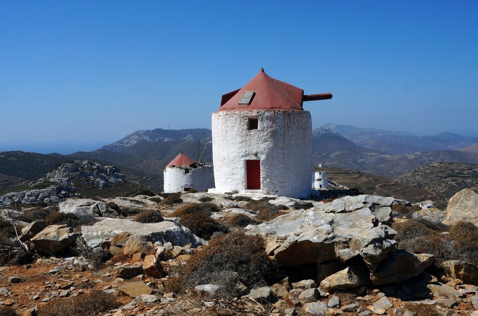 Visiter l’île du Grand Bleu : les lieux à visiter à Amorgos en Grèce